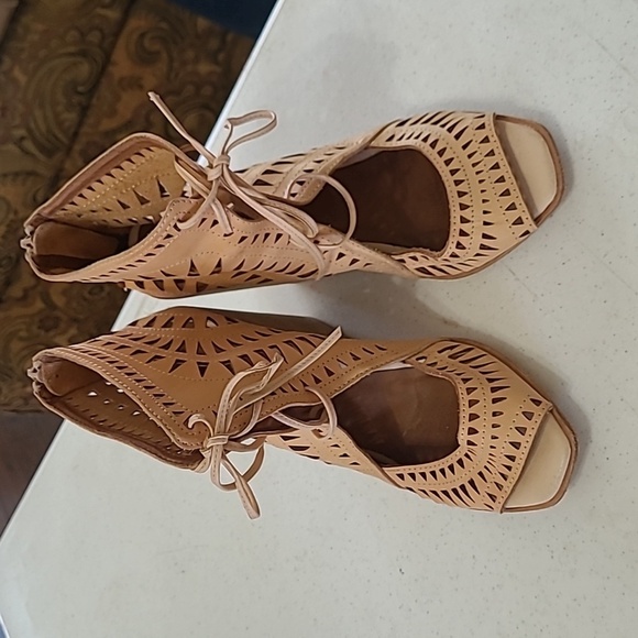 Jeffrey Campbell Rodillo Nude cutout wedge sandals size 10 - Picture 2 of 11